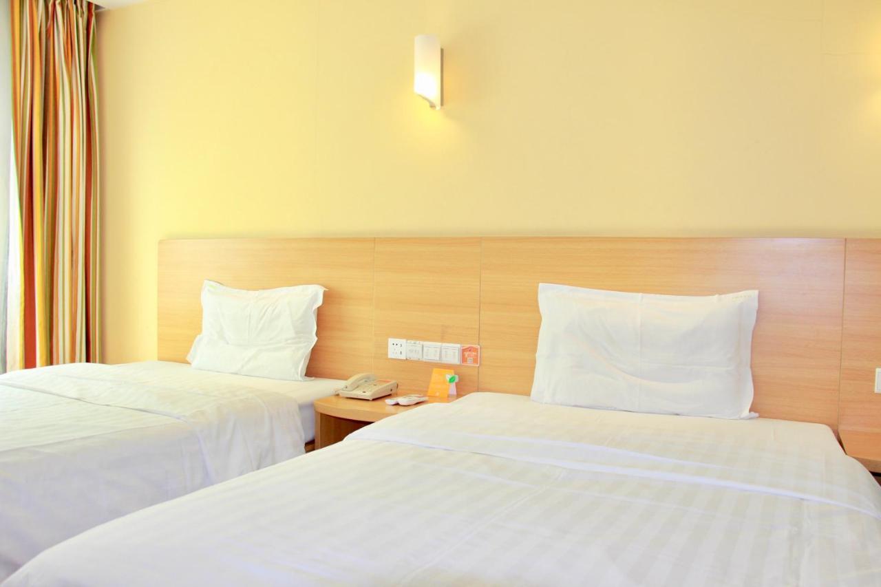 7Days Inn Guangzhou Tianhe Yantang Yue Ken Road מראה חיצוני תמונה